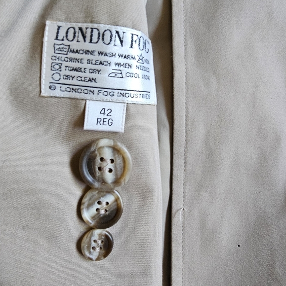 London Fog vintage unisex trench coat, size L - XL - Picture 4 of 15
